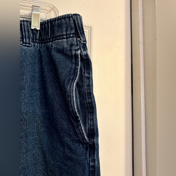 Elastic Waist Petite Jeans - Picture 7 of 8